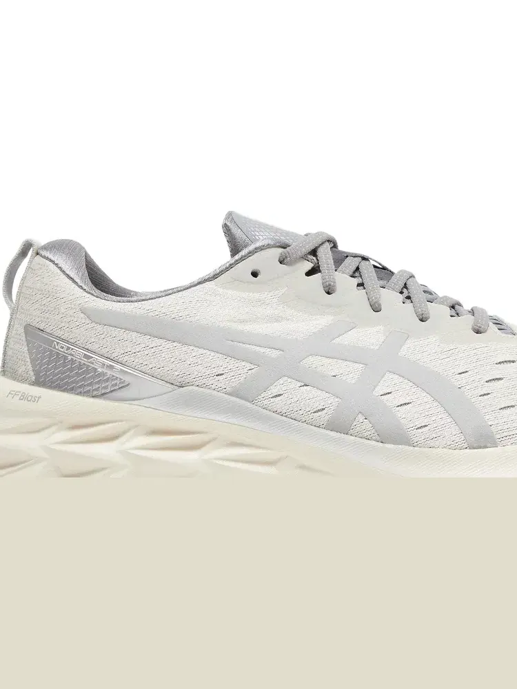 Кроссовки novablast 2 sps 'smoke grey' Asics — изображение 2 из 8, серый