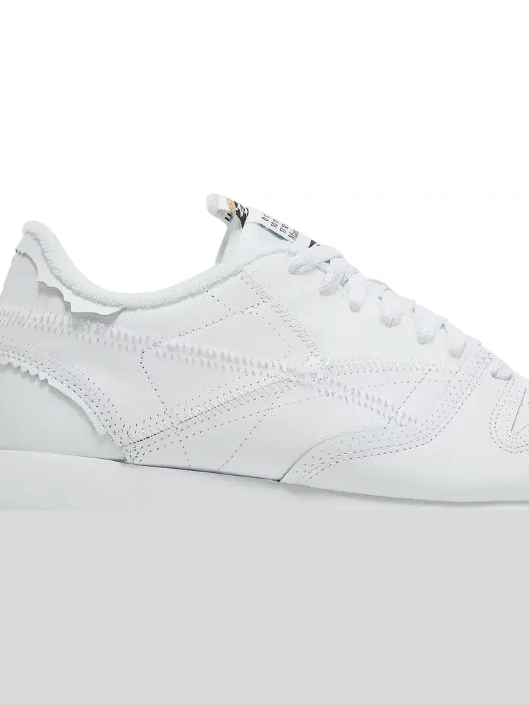 Кроссовки Reebok Classic Leather 'Memory Of' от Maison Margiela — изображение 2 из 8, белый
