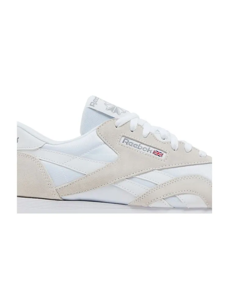 Кроссовки Classic Nylon 'Triple White' — изображение 2 из 8, белый