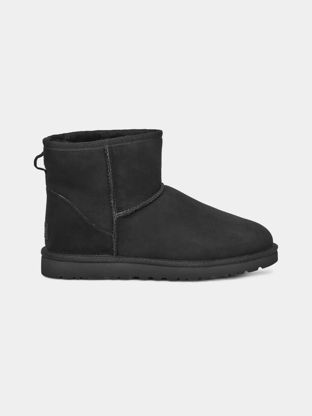 Мужские низкие зимние ботинки UGG из овчины — изображение 1 из 4, черный