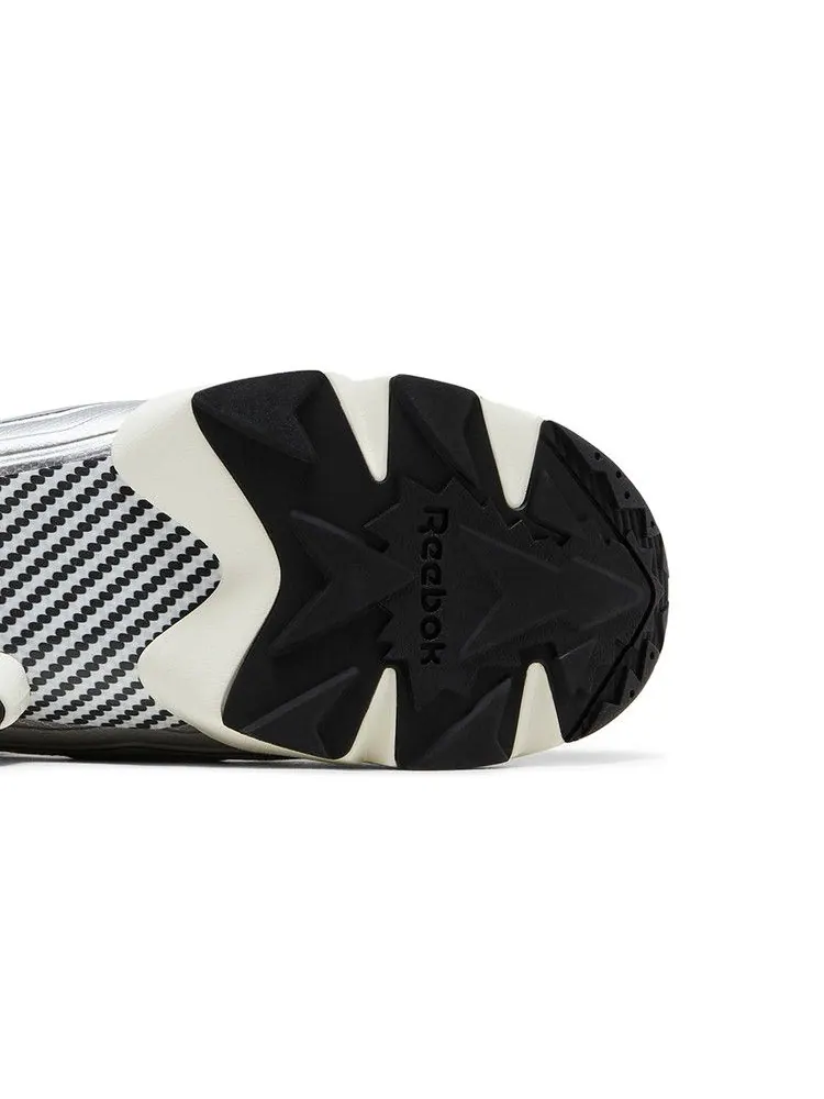 Кроссовки Reebok BEAMS x InstaPump Fury 94 'White Pure Grey' — изображение 6 из 9, белый/серый/черный