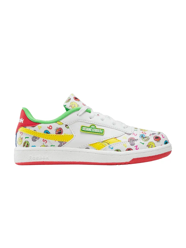 Кроссовки Reebok Sesame Street x Club C Revenge Little Kid 'Elmo and Friends' — изображение 1 из 1, белый/зеленый/желтый