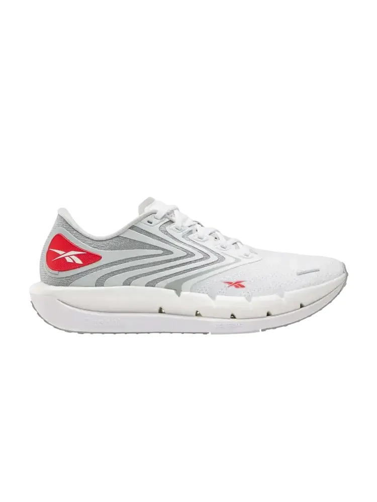 Кроссовки Reebok Floatzig Tread — изображение 1 из 1, белый черный