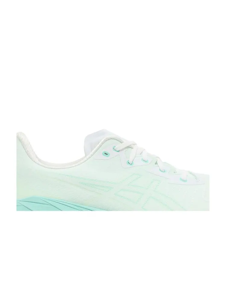 Кроссовки Novablast 4 'White Illuminate Mint' — изображение 2 из 8, белый