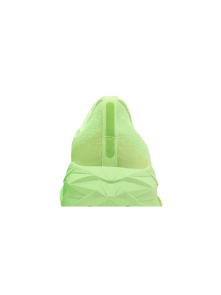Кроссовки Novablast 4 Wide 'Illuminate Green' — изображение 7 из 8, зеленый