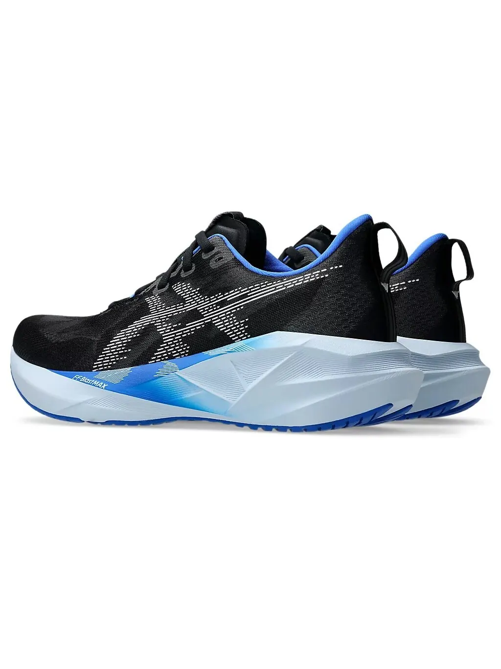 Беговые мужские кроссовки Asics Novablast 5, Black/White — изображение 3 из 7, черный/белый
