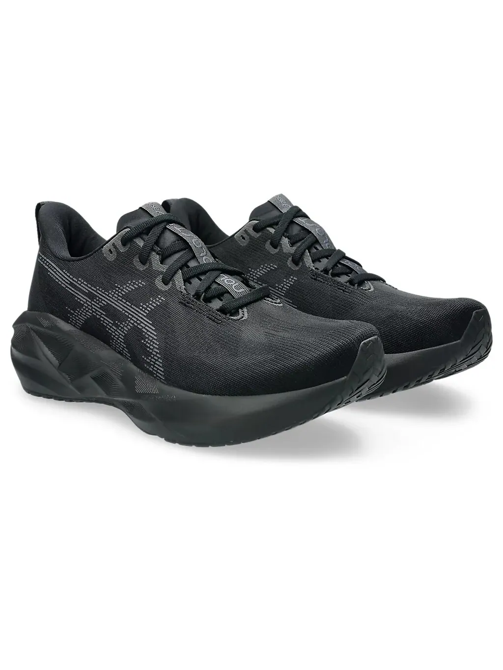 Беговые мужские кроссовки Asics Novablast 5 — изображение 2 из 7, черный/серый