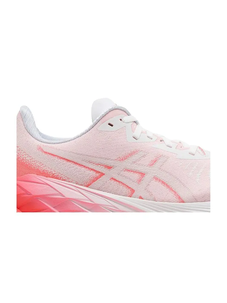 Кроссовки Hakaone Ekiden x Wmns Novablast 4 'White Sunrise Red' — изображение 2 из 8, белый красный