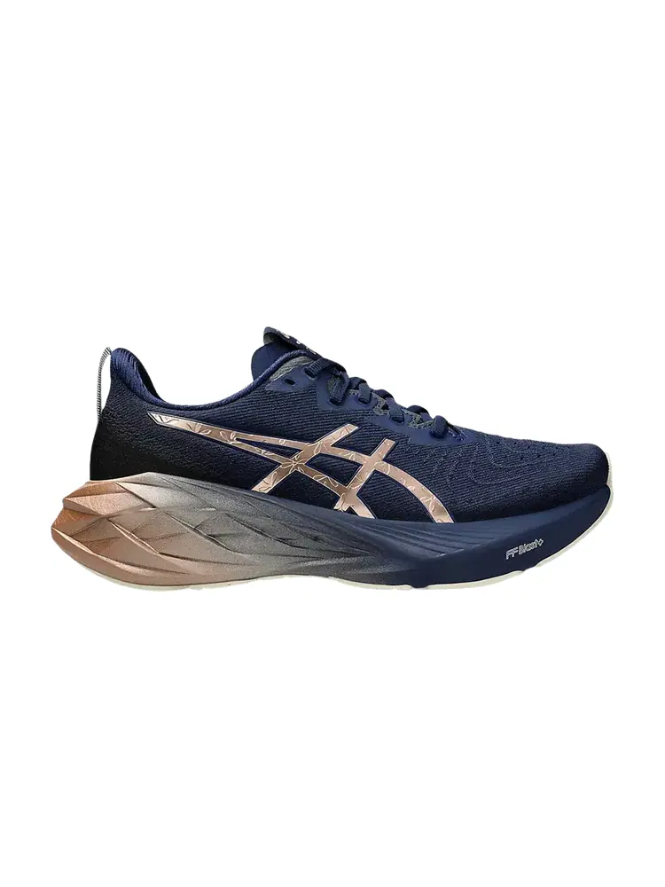 Кроссовки ASICS Wmns Novablast 4 Platinum Blue Expanse Rose Gold — изображение 1 из 1, синий розовый золотистый
