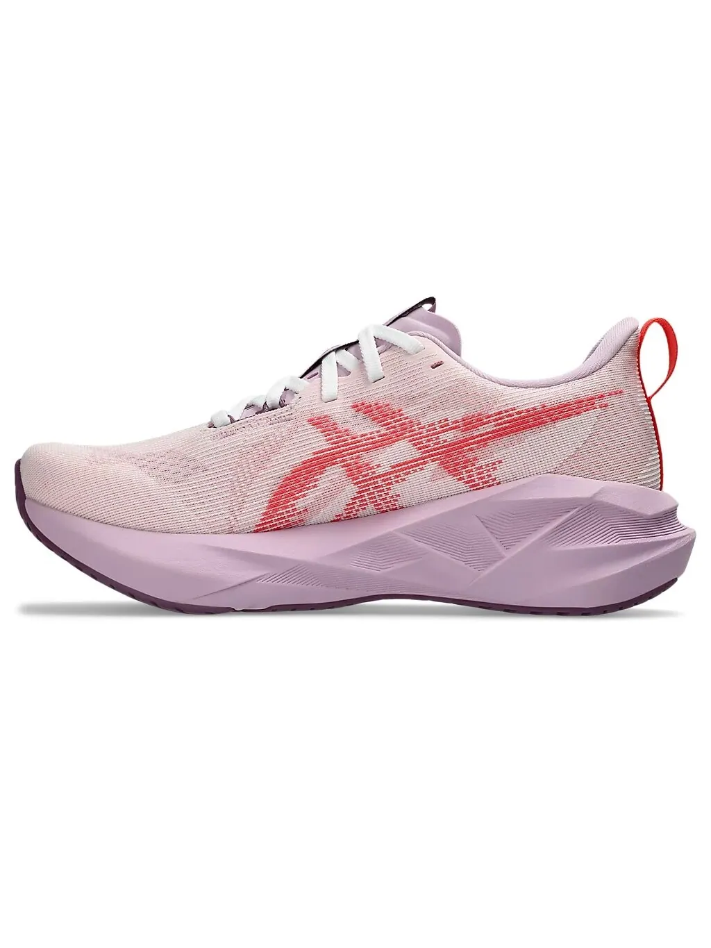 Беговые женские кроссовки Asics Novablast 5 — изображение 7 из 7, белый