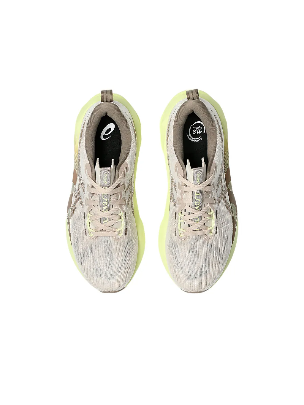 Беговые женские кроссовки Asics Novablast 5 — изображение 4 из 7, бежевый/серый