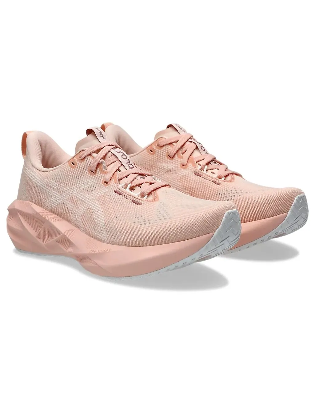 Беговые женские кроссовки Asics Novablast 5, Breeze/White, персиковый — изображение 2 из 7, розовый