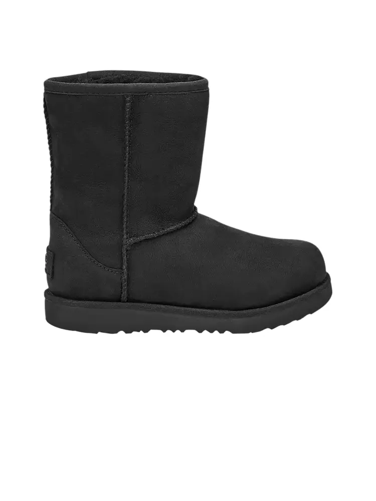 Кроссовки UGG Classic Short II Kids Black — изображение 1 из 1, черный