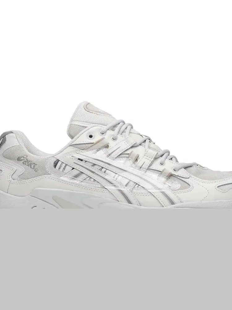 Кроссовки chemist creations x gel kayano 5 og 'cream' Asics, пломбир — изображение 2 из 8, бежевый