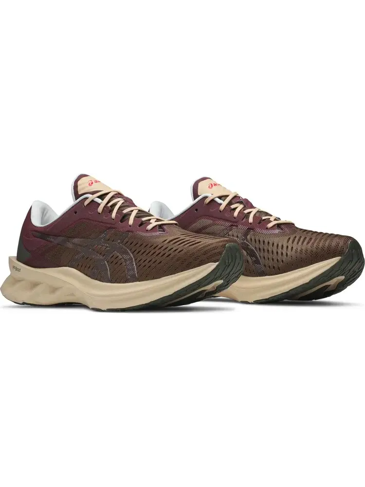 Кроссовки novablast 'brown burgundy' Asics — изображение 8 из 8, коричневый
