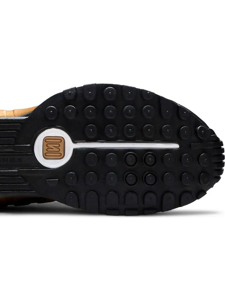 Кроссовки Nike Shox R4 'Metallic Gold' — изображение 5 из 8, золото
