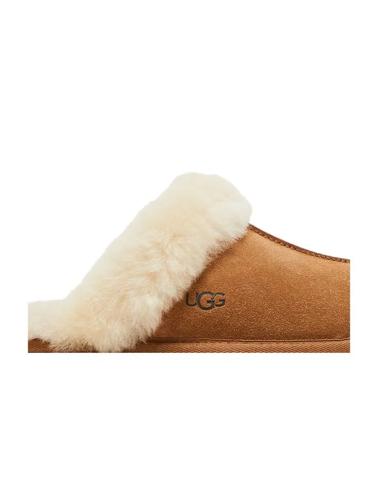 Кроссовки UGG Wmns Scuffette II Chestnut — изображение 2 из 6, коричневый