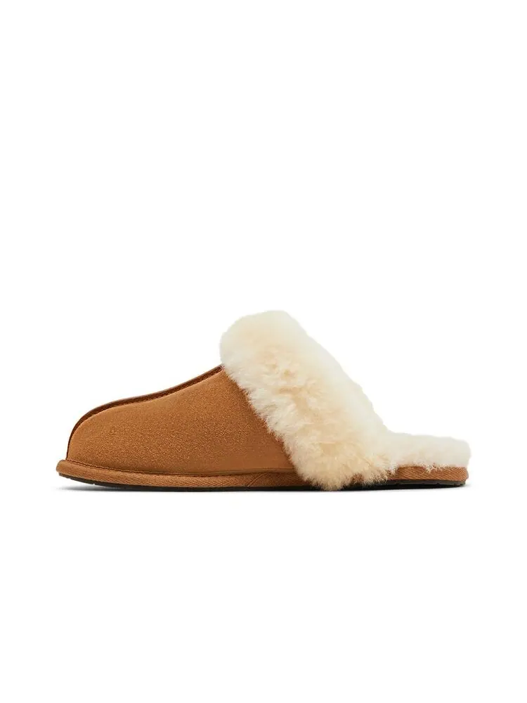 Кроссовки UGG Wmns Scuffette II Chestnut — изображение 3 из 6, коричневый