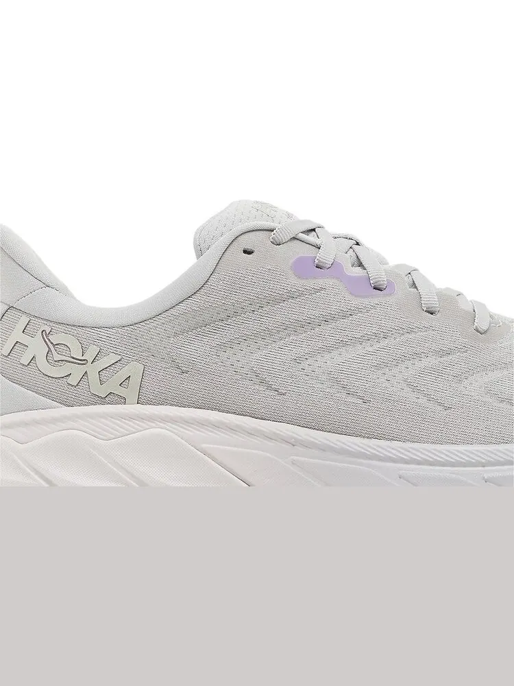 Кроссовки Wmns Arahi 6 'Harbor Mist Silver' — изображение 2 из 4, серый