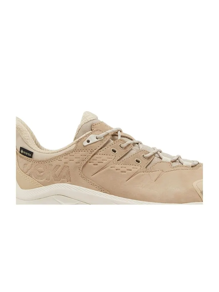 Кроссовки Kaha 2 Low GORE-TEX 'Shifting Sand Eggnog' — изображение 2 из 8, песочный