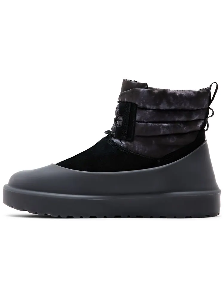 Мужские ботинки UGG Classic Mini текстильные стеганые с резиновой подошвой — изображение 3 из 4, черный