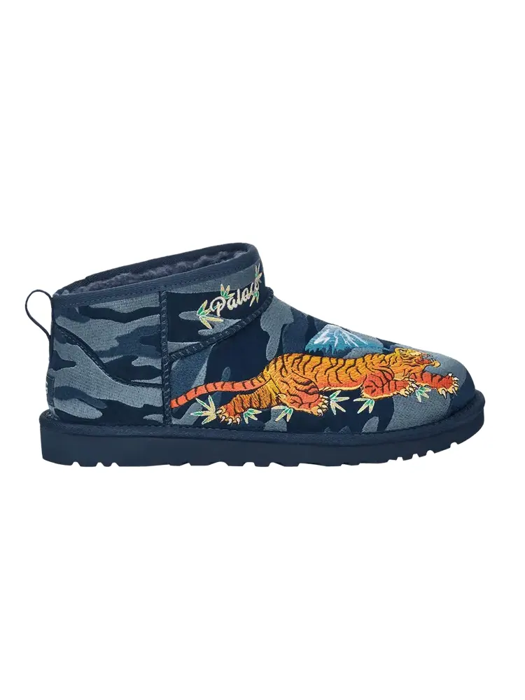 Мужские угги UGG Palace x Classic Ultra Mini замшевые с вышивкой тигра — изображение 1 из 1, темно-синий