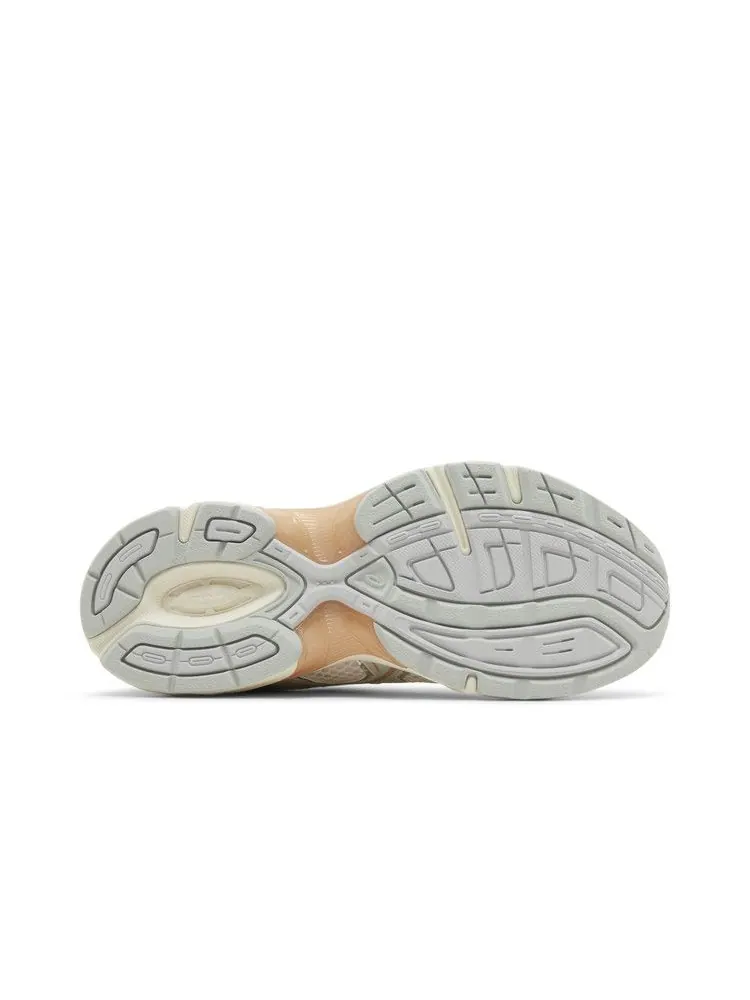 Кроссовки ASICS Wmns Gel 1130 'Cream Light Sage' — изображение 4 из 7, кремовый/светлый