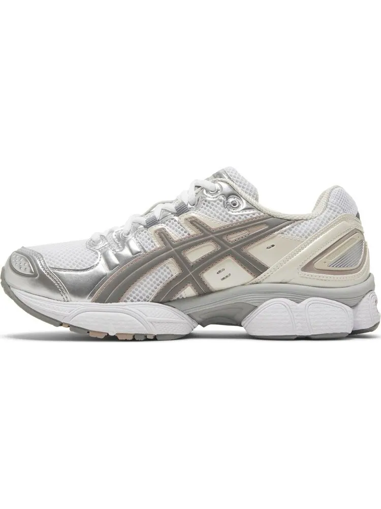 Кроссовки Wmns Gel Nimbus 9 'White Oatmeal' — изображение 2 из 3, белый