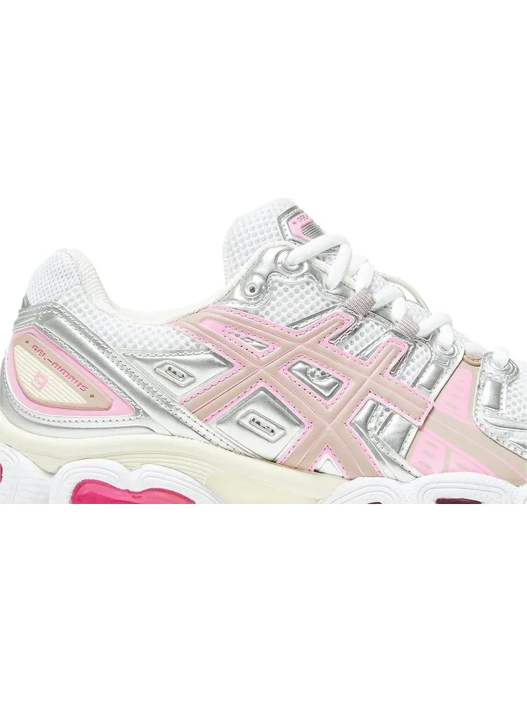 Кроссовки Wmns Gel Nimbus 9 'Candy Floss' — изображение 1 из 3, белый