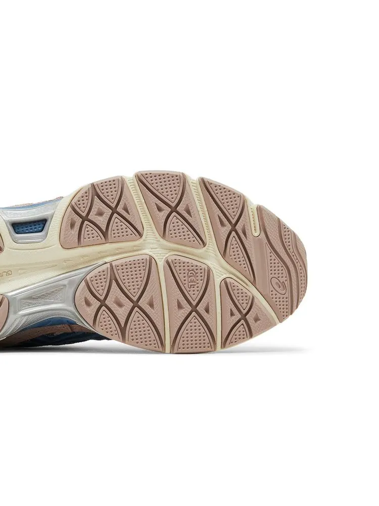 Кроссовки ASICS Wmns Gel NYC 'Mauve Blue' — изображение 6 из 9, кремовый/серый