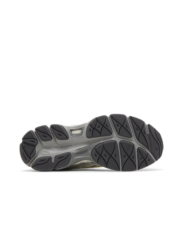 Кроссовки emmi x Wmns Gel NYC — изображение 4 из 4, серебристый желтый
