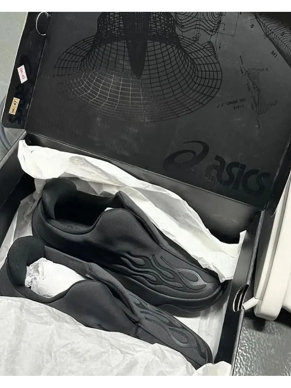 Спортивные кроссовки ASICS-ONE — изображение 9 из 12, черный