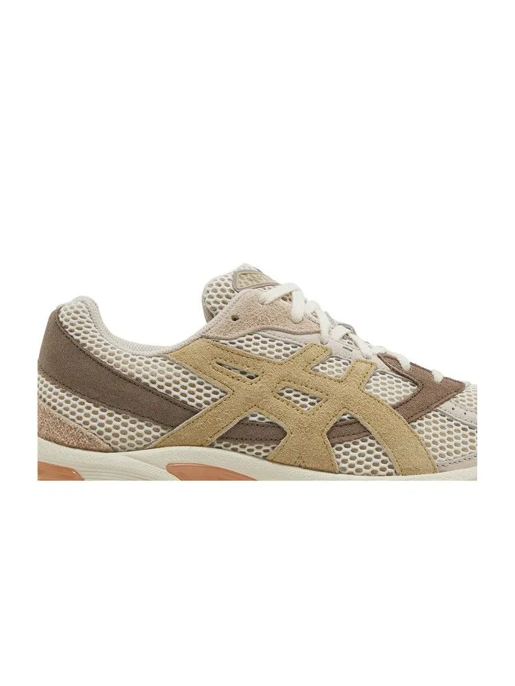 Кроссовки ASICS Gel 1130 'Birch Sand Peach' — изображение 3 из 9, песочный