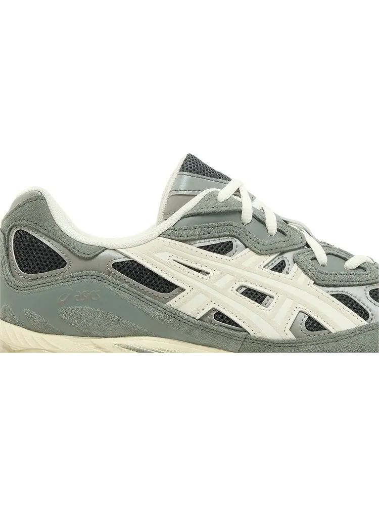 Кроссовки Gel NYC 'Graphite Grey Smoke Grey' — изображение 2 из 4, серый