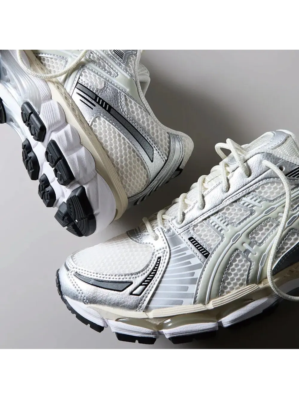 Кроссовки Asics Gel-Kayano 12.1 Ronnie Fieg — изображение 5 из 7, бежевый