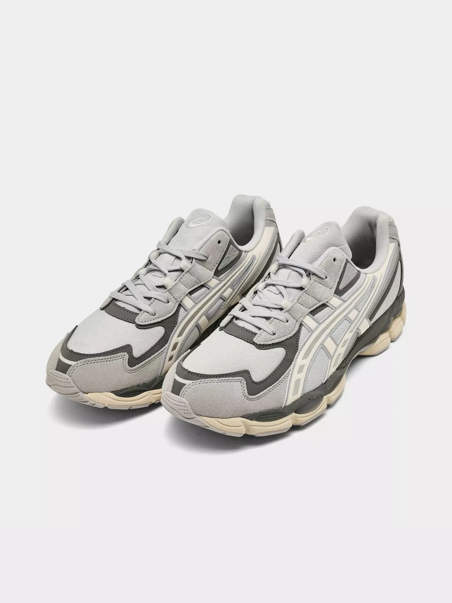 Кроссовки ASICS Gel NYC 2055 'Glacier Grey Cream' — изображение 2 из 6, серый/кремовый