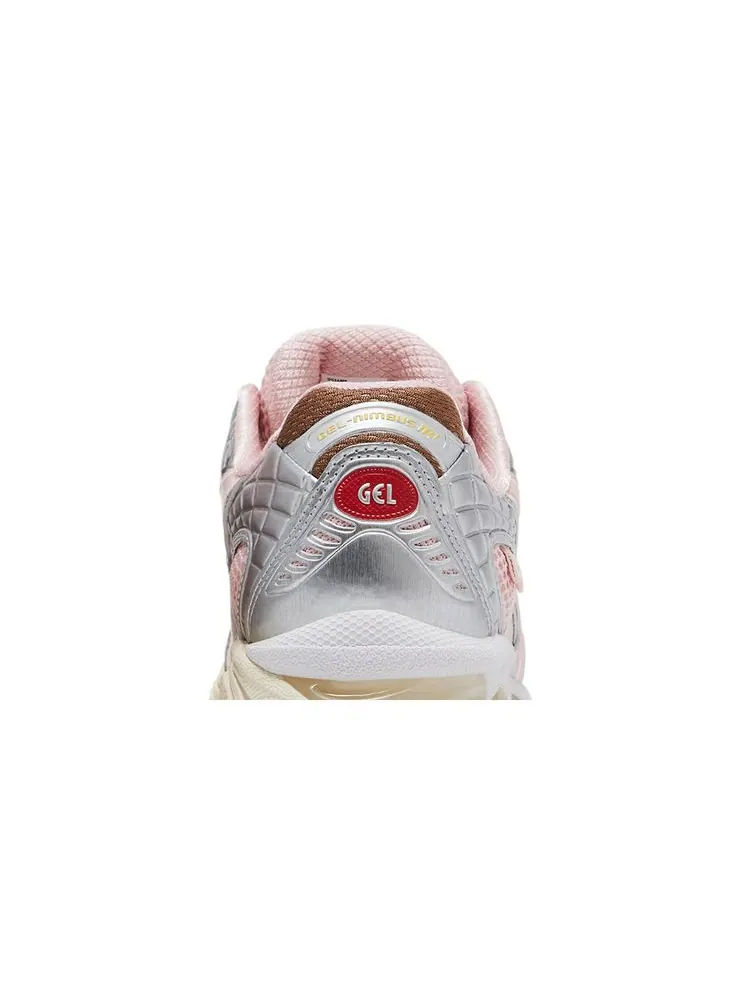 Кроссовки VANDYTHEPINK x atmos x Gel Nimbus 10.1 'Strawberry' — изображение 7 из 8, красный