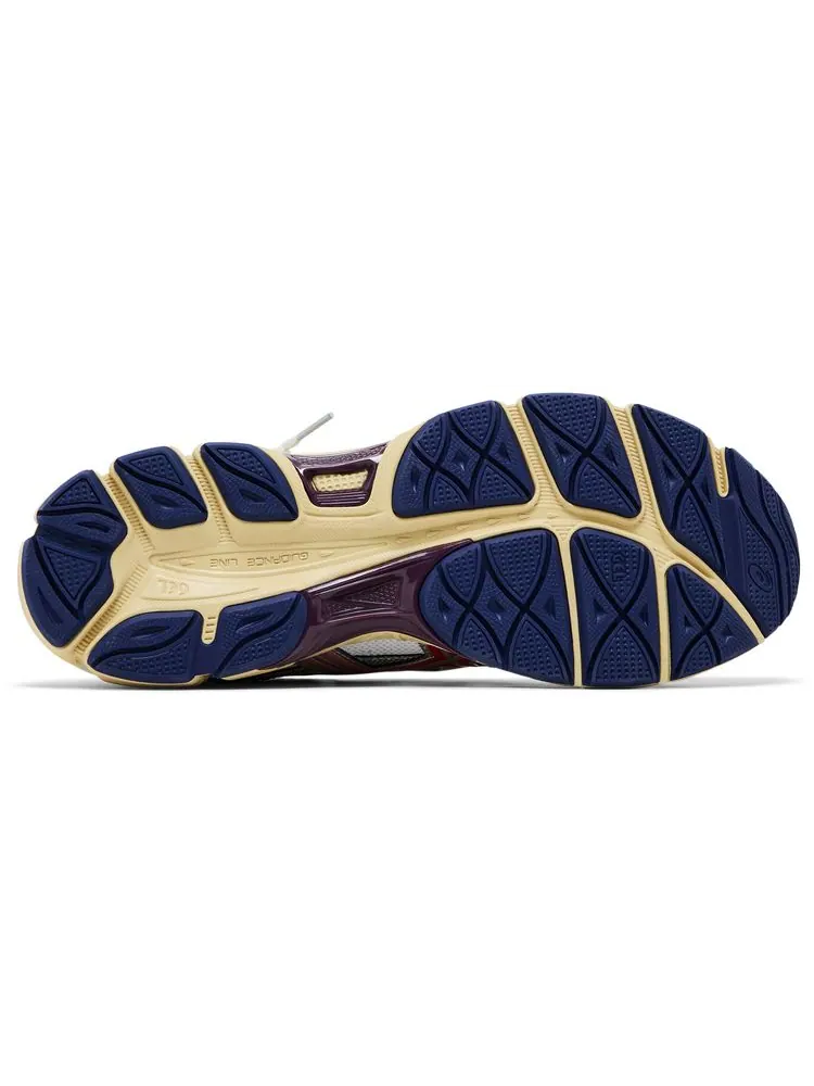 Кроссовки TOGA x ASICS Gel Cumulus 16 TG — изображение 4 из 8, красный