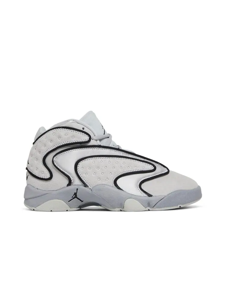 Кроссовки Wmns Air Jordan OG 'Tech Grey' — изображение 1 из 8, серый