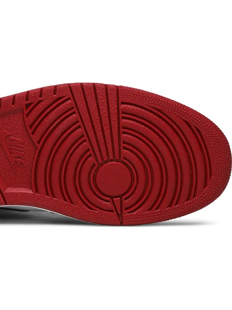 Кроссовки Air Jordan 1 Retro Old Love — изображение 5 из 8, белый