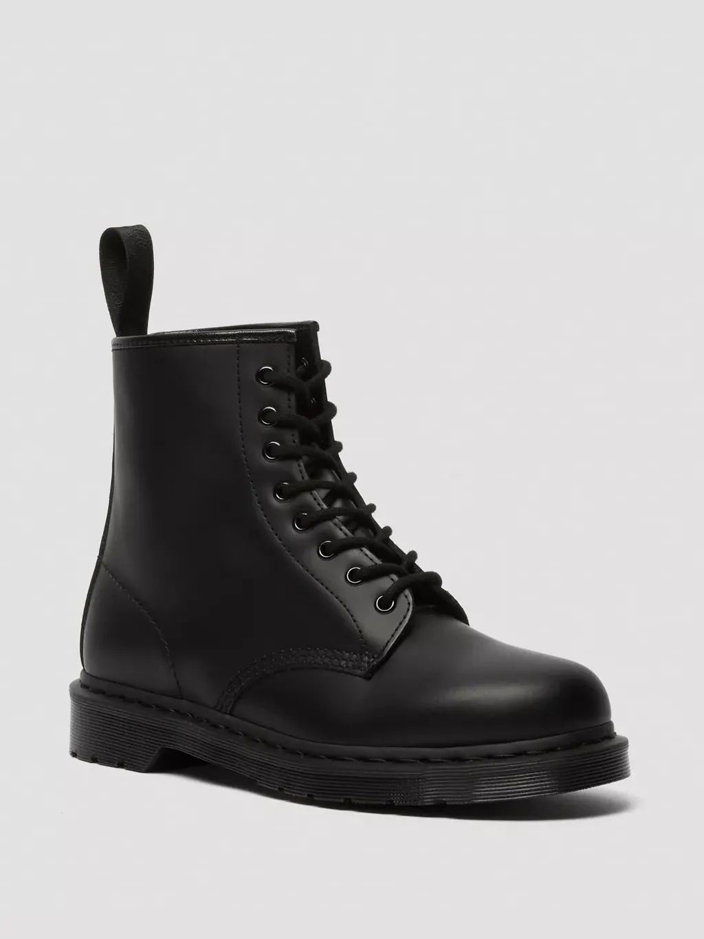 Ботинки мужские Dr. Martens 1460 Mono, гладкая кожа — изображение 2 из 11, черный