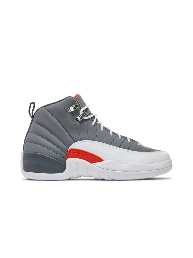 Кроссовки Air Jordan 12 Retro GS 'Cool Grey' — изображение 1 из 4, серый