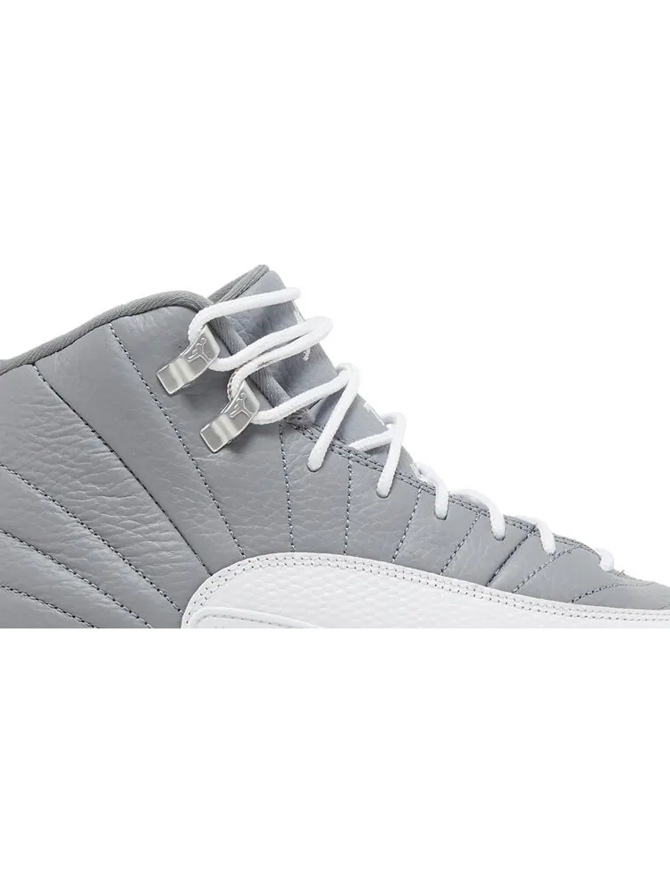 Кроссовки Air Jordan 12 Retro GS Stealth — изображение 2 из 8, серый
