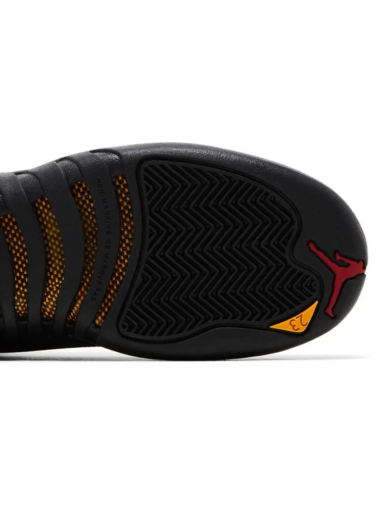 Кроссовки Air Jordan 12 Retro GS 2025 — изображение 5 из 8, белый