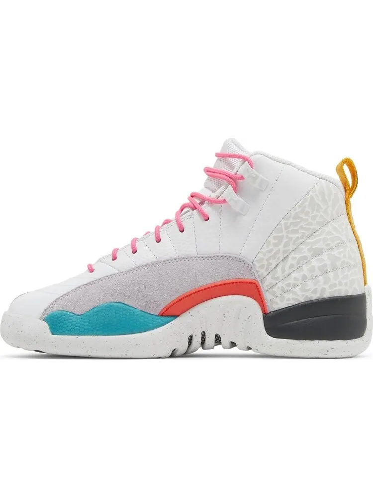 Кроссовки Air Jordan 12 Retro GS 'White Vapor Green' — изображение 3 из 4, белый
