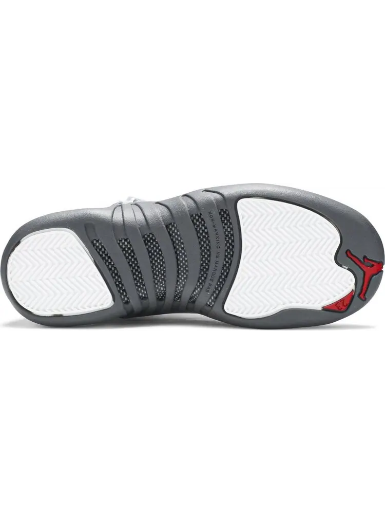 Кроссовки Air Jordan 12 Retro BG Dark Grey — изображение 4 из 8, серый