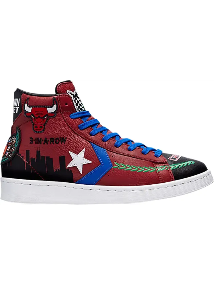 Кроссовки Converse Chinatown Market x Pro Leather High Bulls Championship Jacket — изображение 1 из 1, красный