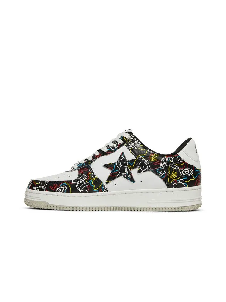 Кроссовки BAPE Medicom Toy x Bapesta Low M2 'Be@r Camo - Black' — изображение 4 из 9, белый/черный