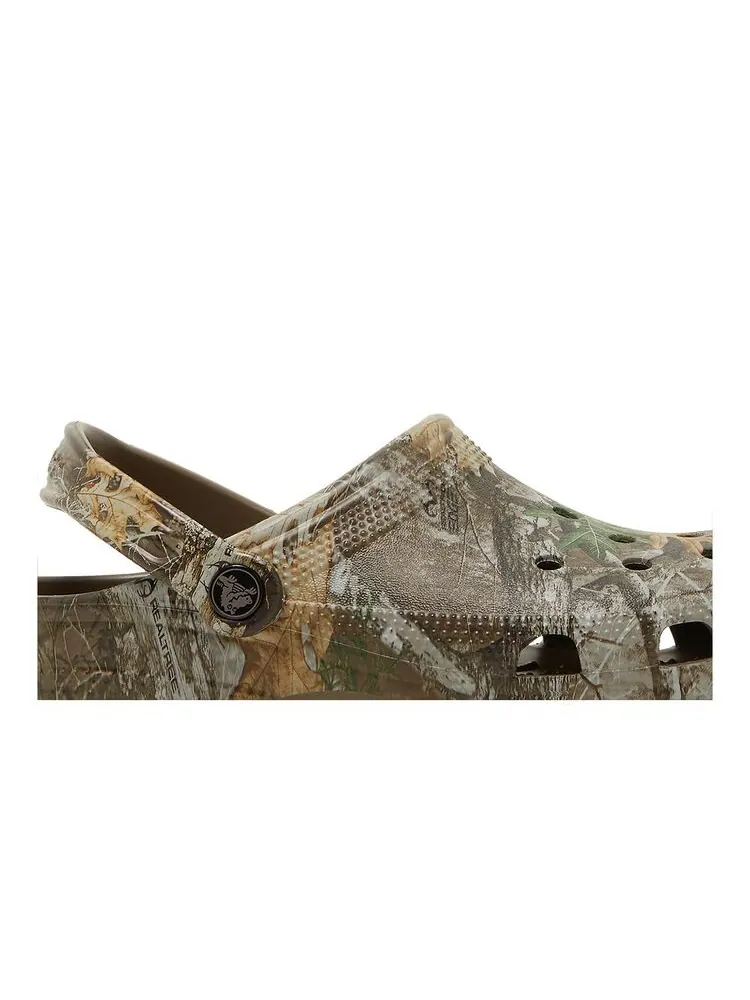 Кроссовки Crocs Realtree x Classic Clog Edge Camo - Walnut — изображение 2 из 6, ореховый