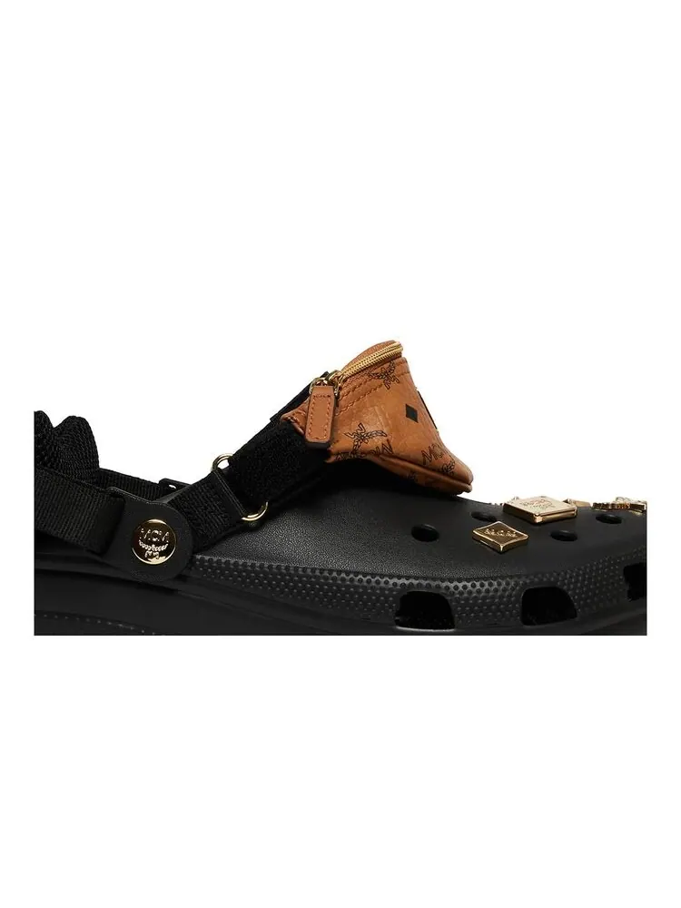 Кроссовки Crocs MCM x Classic Clog Mini Fanny Pack - Black — изображение 2 из 6, черный